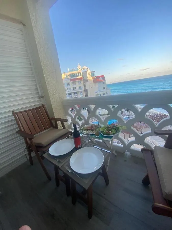 Capitan Suites Sea View Cancun